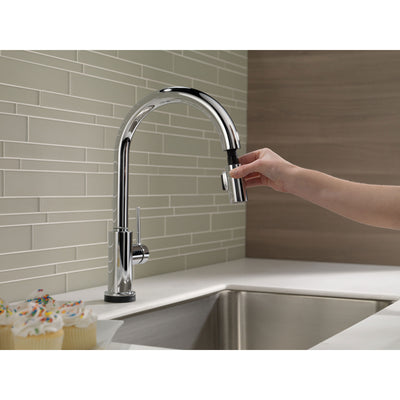Delta Trinsic Chrome Finish VoiceIQ Single-Handle Pull-Down Kitchen Faucet with Touch2O Technology D9159TVDST