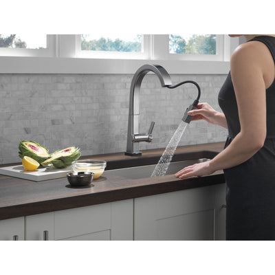 Delta Pivotal Arctic Stainless Steel Finish Single Handle Pull Down Kitchen Faucet with Touch2O Technology D9193TARDST