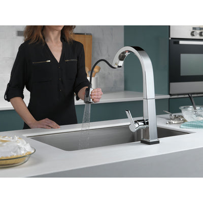 Delta Pivotal Chrome Finish Single Handle Pull Down Kitchen Faucet with Touch2O Technology D9193TDST