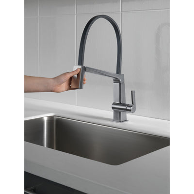 Delta Pivotal Arctic Stainless Steel Finish Single Handle Exposed Hose Kitchen Faucet D9693ARDST