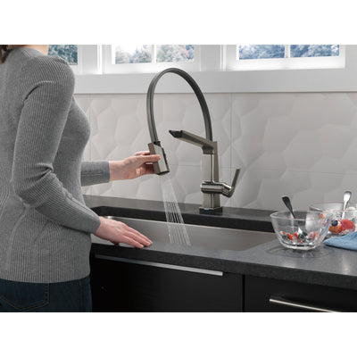Delta Pivotal Black Stainless Steel Finish Single Handle Exposed Hose Kitchen Faucet with Touch2O Technology D9693TKSDST