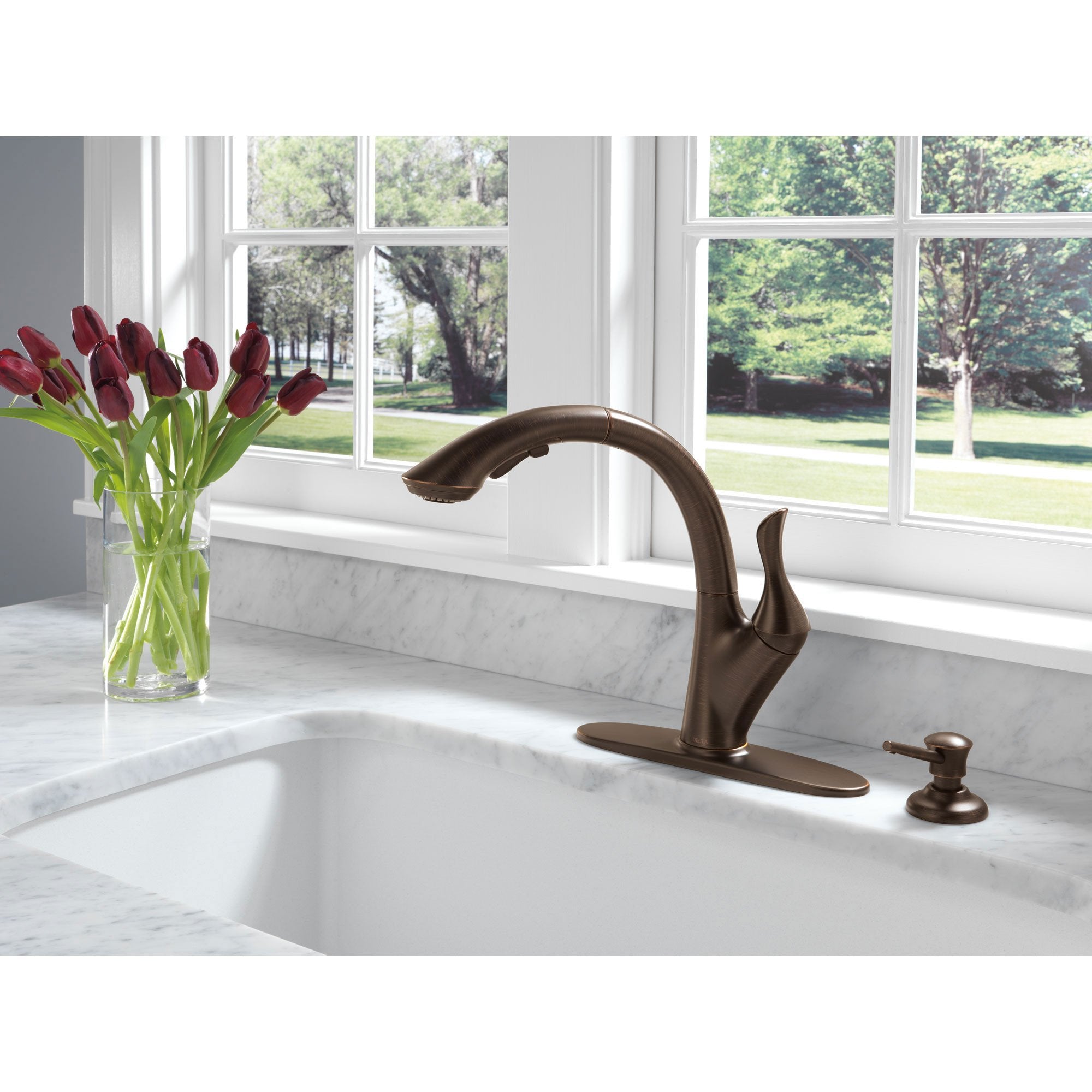 Delta Faucet 79435 Linden doppio gancio, cromo lucido Delta Faucet 79435 Linden doppio gancio, cromo lucido