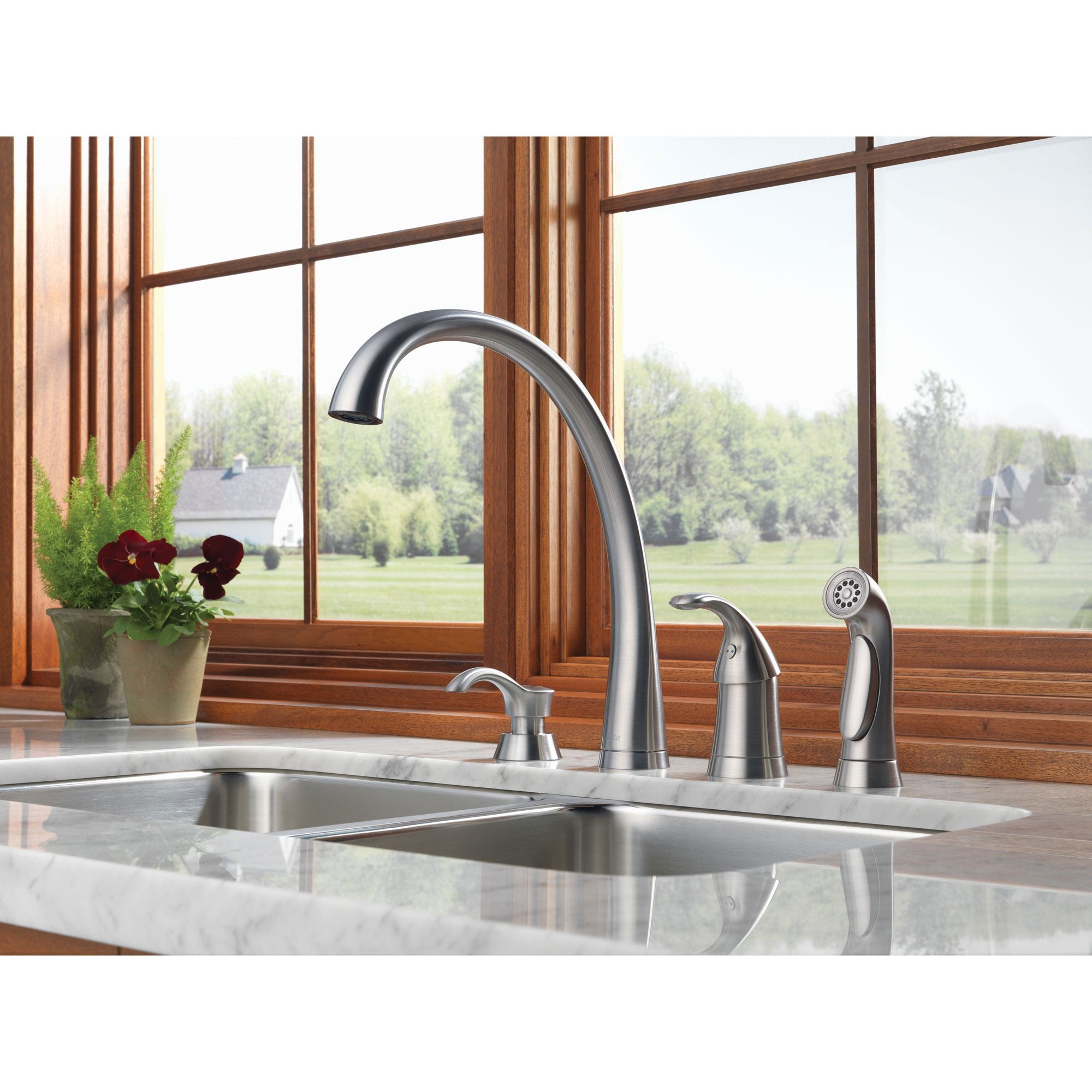 Delta Arctic Stainless Finish Modern Pilar Single Handle Kitchen Sink Faucet with Side Spray and Deck Mount Soap Dispenser Package D066CR