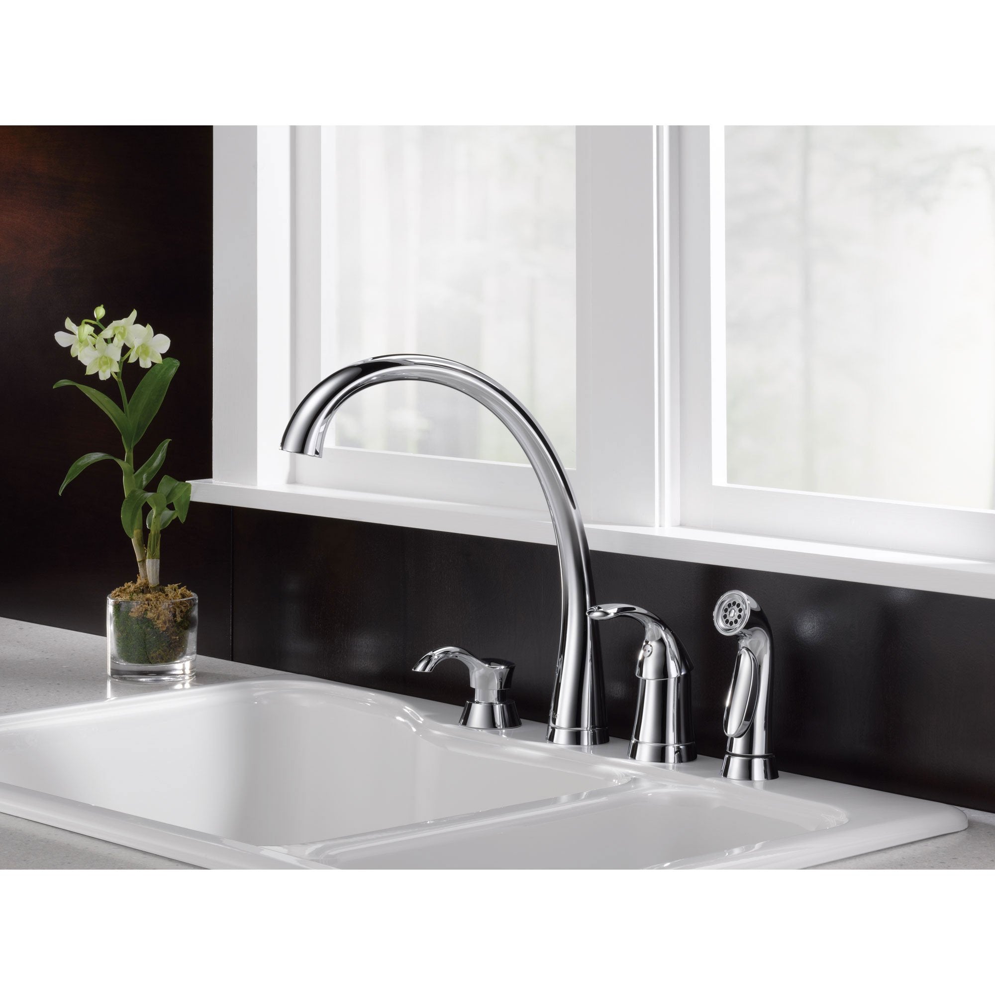 Delta Chrome Finish Pilar Modern Single Handle Kitchen Sink Faucet with Side Spray and Deck Mount Soap Dispenser Package D067CR