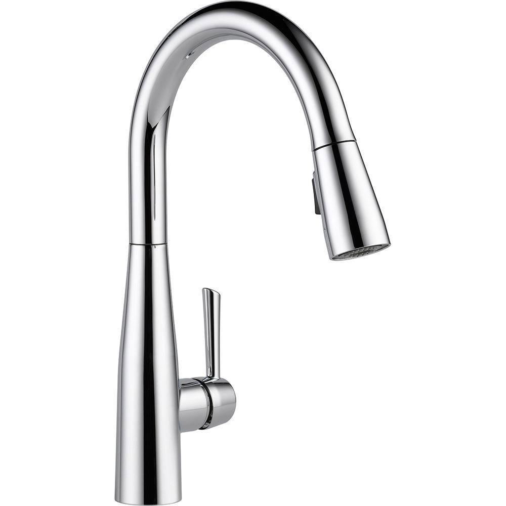 Delta Essa Single-Handle Pull-Down Sprayer Kitchen Faucet in Chrome with MagnaTite Docking 718188