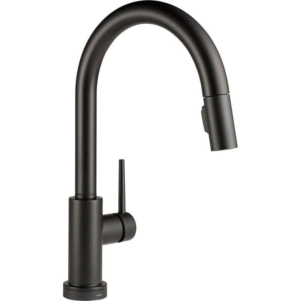 Delta Trinsic Single-Handle Pull-Down Sprayer Kitchen Faucet Featuring Touch2O Technology in Matte Black 718527